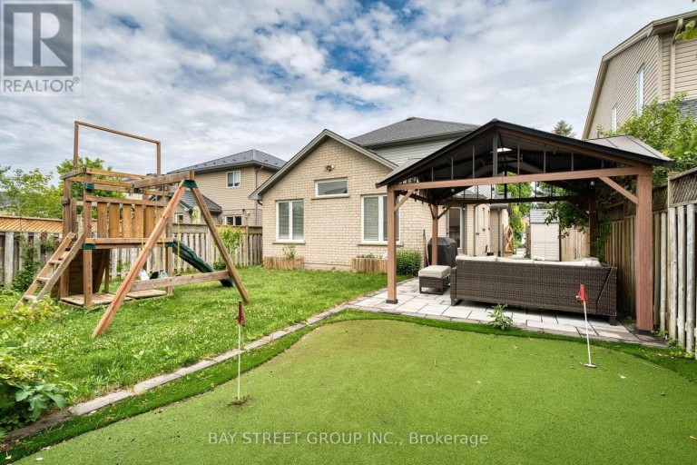 213 HAWTHORNE ROAD, London North (North E), Ontario, N6G5A2