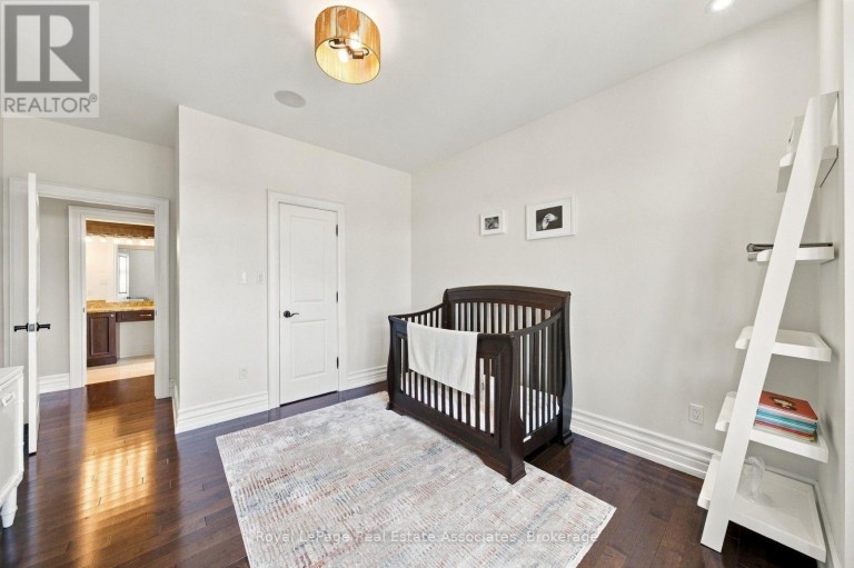82 MARGARET AVENUE, Hamilton (Stoney Creek), Ontario, L8G3G5