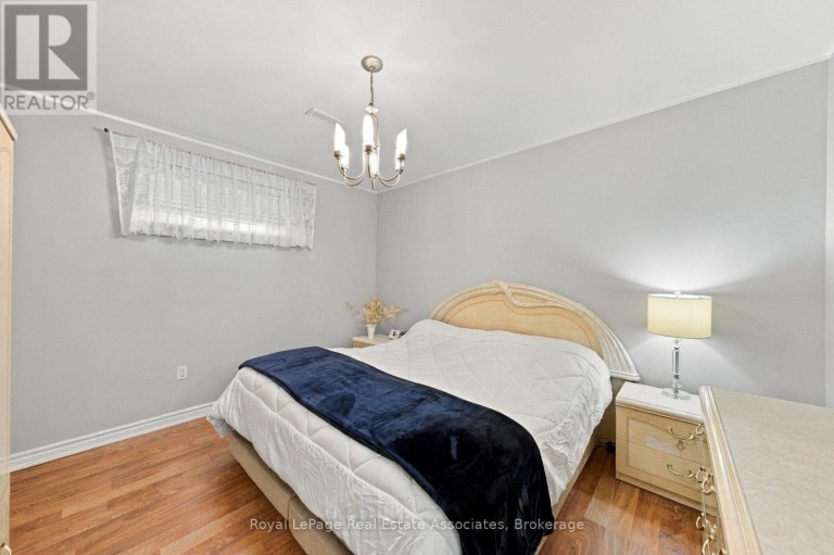 82 MARGARET AVENUE, Hamilton (Stoney Creek), Ontario, L8G3G5