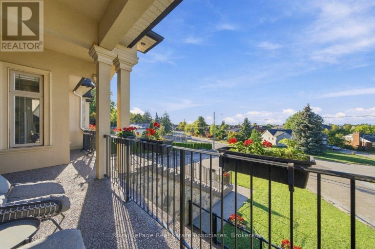 82 MARGARET AVENUE, Hamilton (Stoney Creek), Ontario, L8G3G5