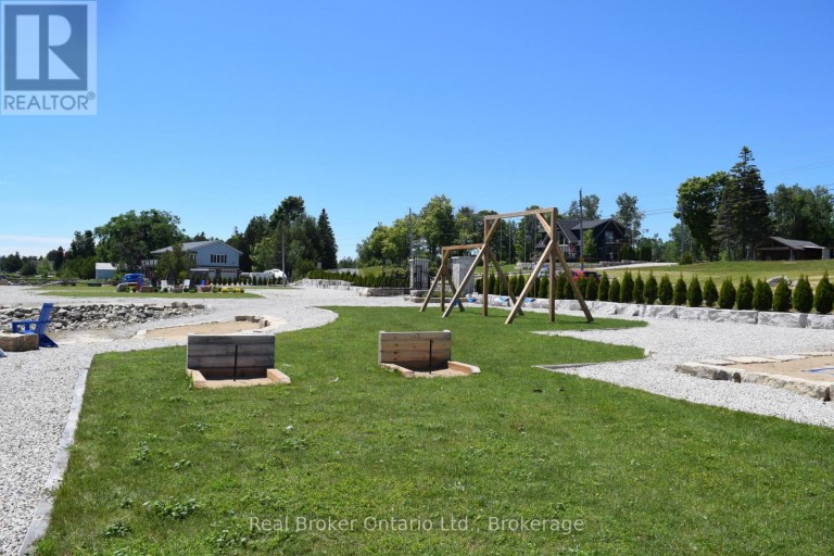 110 TAMARAC ROAD, Northern Bruce Peninsula, Ontario, N0H2M0