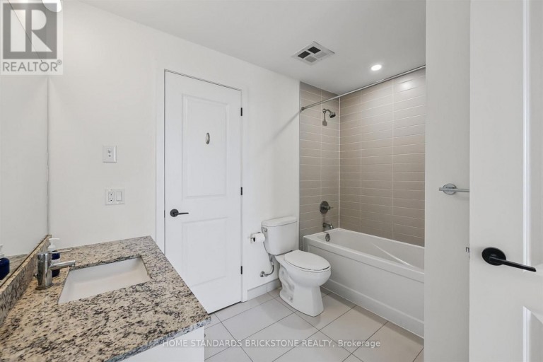 712 - 335 WHEAT BOOM DRIVE, Oakville (JM Joshua Meadows), Ontario, L6H7Y1