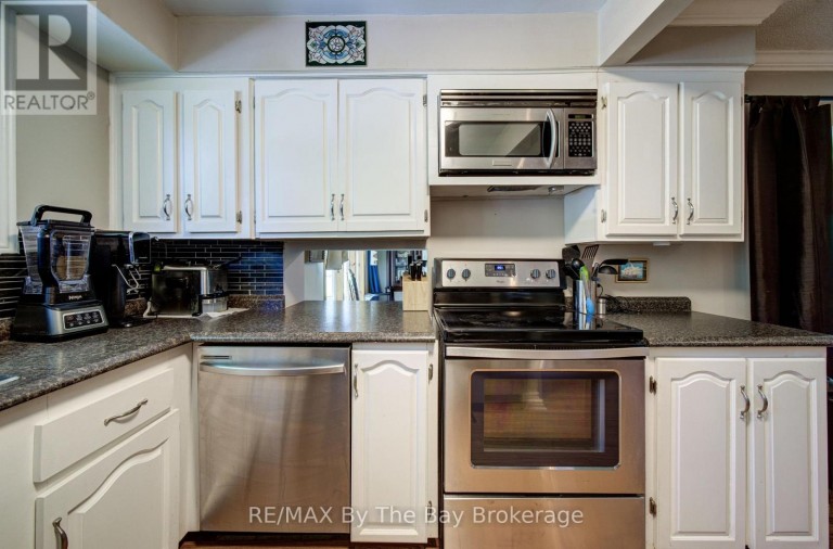 1693 RIVER ROAD W, Wasaga Beach, Ontario, L9Z2S2