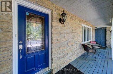 1693 RIVER ROAD W Wasaga Beach Ontario photo 3