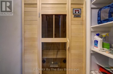 1693 RIVER ROAD W Wasaga Beach Ontario photo 35