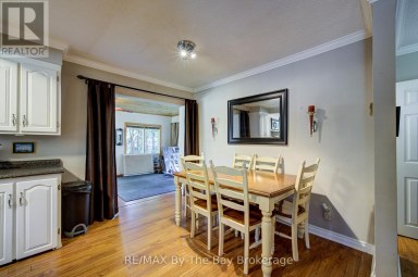 1693 RIVER ROAD W Wasaga Beach Ontario photo 7