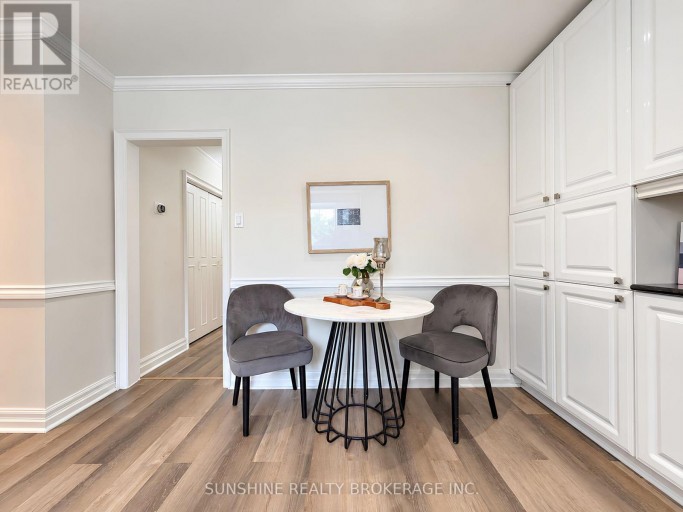 48 BELLBURY CRESCENT, Toronto (Don Valley Village), Ontario, M2J2J8