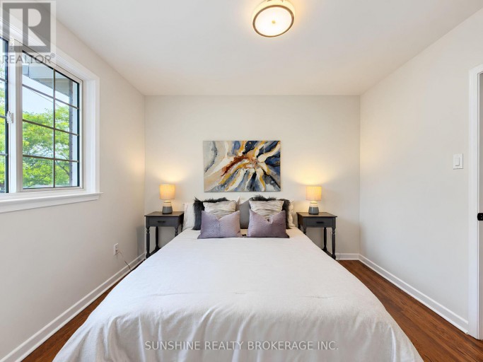 48 BELLBURY CRESCENT, Toronto (Don Valley Village), Ontario, M2J2J8