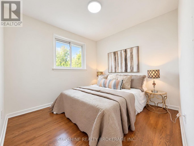 48 BELLBURY CRESCENT, Toronto (Don Valley Village), Ontario, M2J2J8