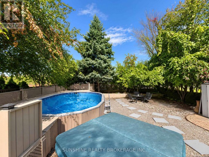 48 BELLBURY CRESCENT, Toronto (Don Valley Village), Ontario, M2J2J8