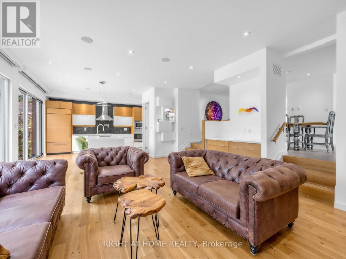 76 FERRIS ROAD, Toronto (O'Connor-Parkview), Ontario, M4B1G4