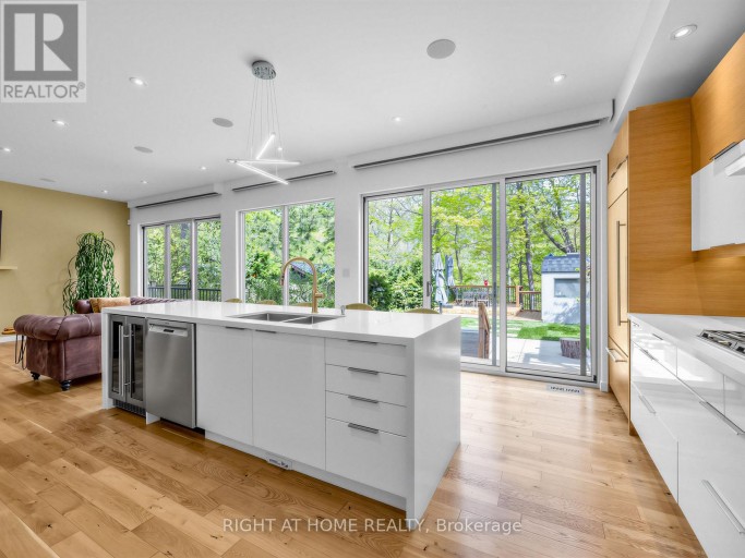 76 FERRIS ROAD, Toronto (O'Connor-Parkview), Ontario, M4B1G4