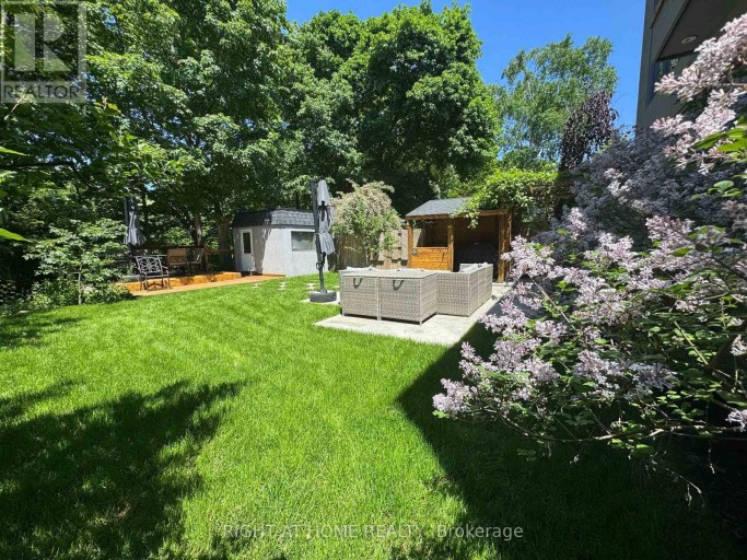 76 FERRIS ROAD, Toronto (O'Connor-Parkview), Ontario, M4B1G4