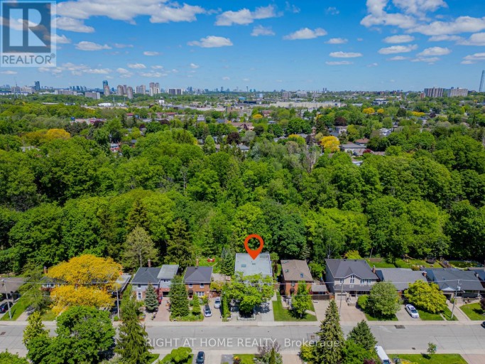 76 FERRIS ROAD, Toronto (O'Connor-Parkview), Ontario, M4B1G4