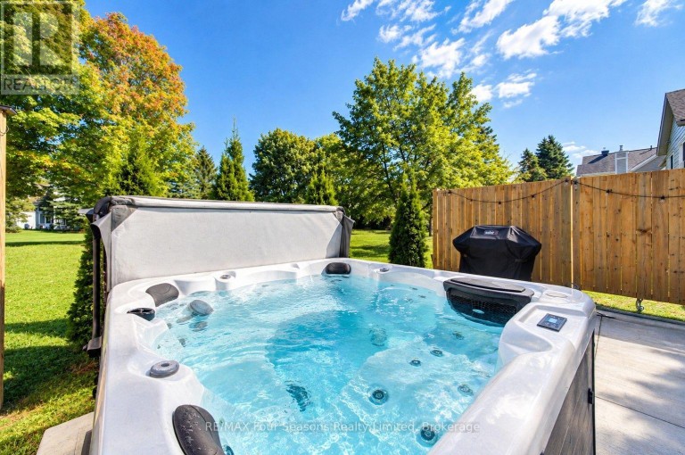 161 VACATION INN DRIVE, Collingwood, Ontario, L9Y5G4