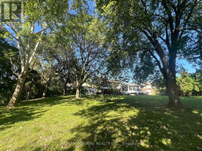 4 PYRAMID PLACE, St. Catharines (Glendale/Glenridge), Ontario, L2T2N7