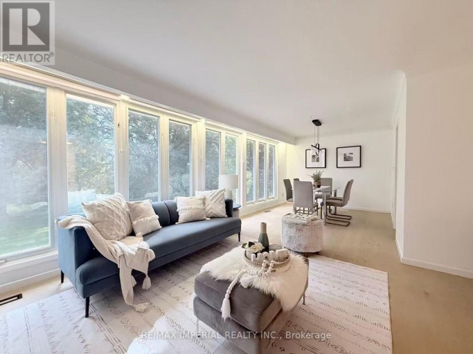 4 PYRAMID PLACE, St. Catharines (Glendale/Glenridge), Ontario, L2T2N7