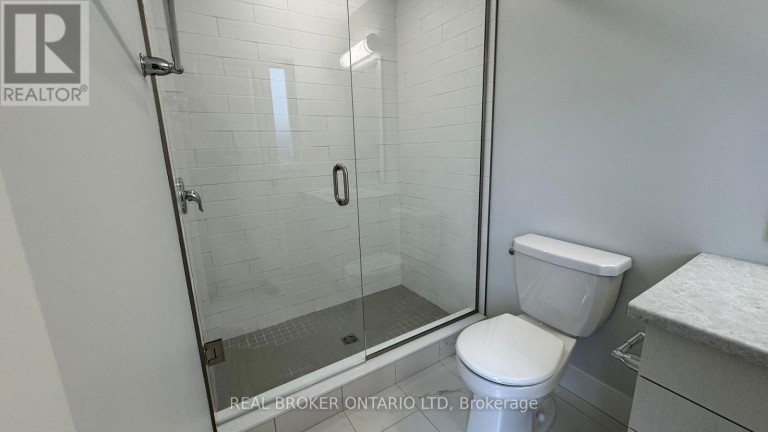 44 - 925 DEVERON CRESCENT, London South (South J), Ontario, N5Z5A4