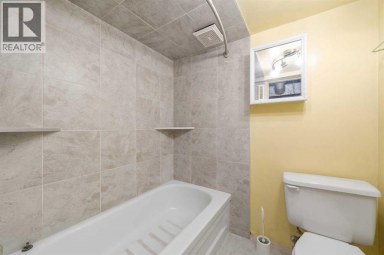 362 7 Street SE Medicine Hat Alberta photo 29