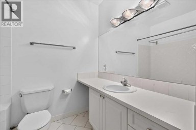3221 2 Street NW Calgary Alberta photo 27
