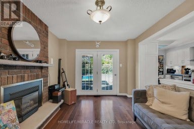 9 IRIS CRESCENT Brampton (Snelgrove) Ontario photo 17