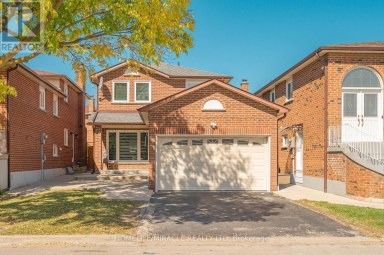 8 LOIRE COURT Toronto (West Humber-Clairville) Ontario photo 2