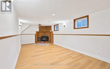 8 LOIRE COURT Toronto (West Humber-Clairville) Ontario photo 40