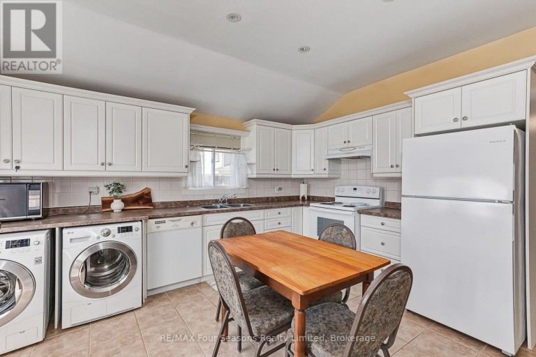 511 OXBOW PARK DRIVE, Wasaga Beach, Ontario, L9Z2T9