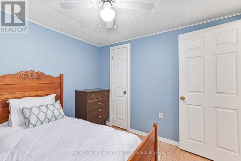 511 OXBOW PARK DRIVE, Wasaga Beach, Ontario, L9Z2T9
