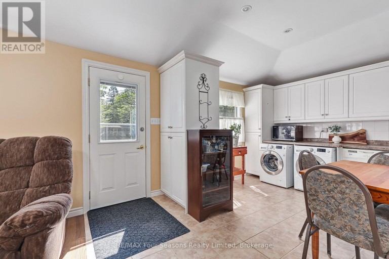 511 OXBOW PARK DRIVE, Wasaga Beach, Ontario, L9Z2T9
