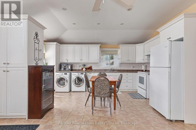 511 OXBOW PARK DRIVE, Wasaga Beach, Ontario, L9Z2T9