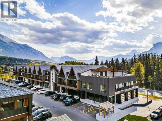 207A, 1 Industrial Place, Canmore, Alberta, T1W1Y1