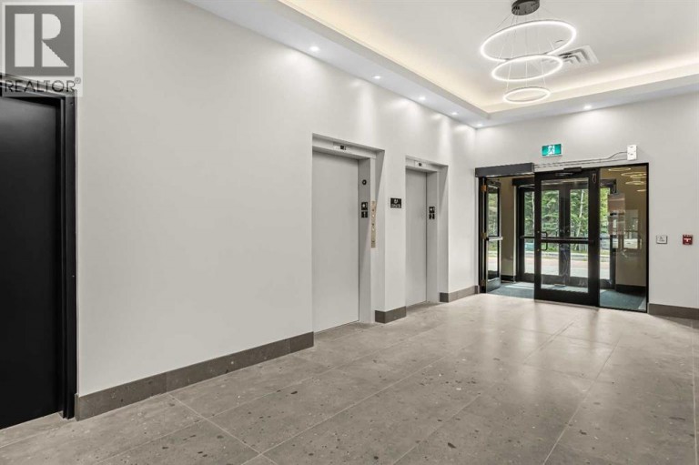 207A, 1 Industrial Place, Canmore, Alberta, T1W1Y1