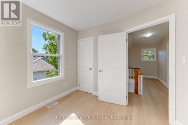 18 MIEHM PLACE Kitchener Ontario photo 25