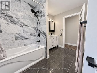 1250 DONROY ROAD Highlands East (Glamorgan) Ontario photo 24