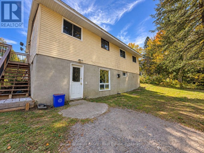 1250 DONROY ROAD, Highlands East (Glamorgan), Ontario, K0M1R0