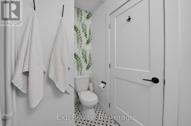 10 - 22625 LOYALIST PARKWAY Quinte West (Murray Ward) Ontario photo 13