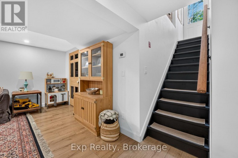 10 - 22625 LOYALIST PARKWAY, Quinte West (Murray Ward), Ontario, K8V5P7