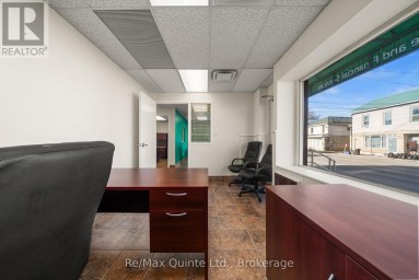 105 STATION STREET Belleville (Belleville Ward) Ontario photo 18