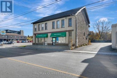 105 STATION STREET Belleville (Belleville Ward) Ontario photo 2