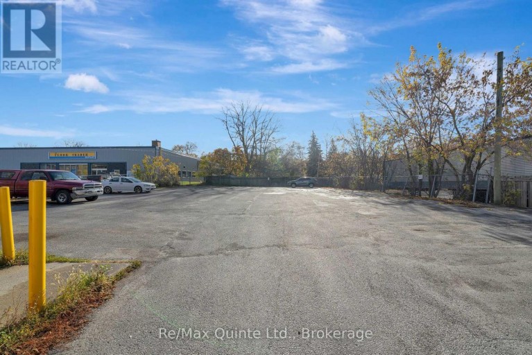 105 STATION STREET, Belleville (Belleville Ward), Ontario, K8N2S8