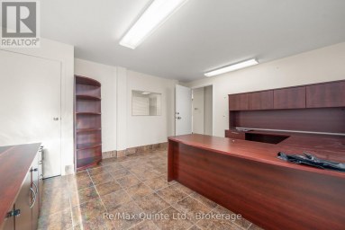 105 STATION STREET Belleville (Belleville Ward) Ontario photo 8