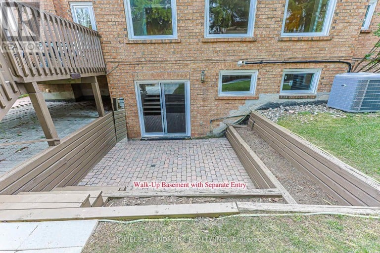252 DUNVIEW AVENUE N, Toronto (Willowdale East), Ontario, M2N4J2