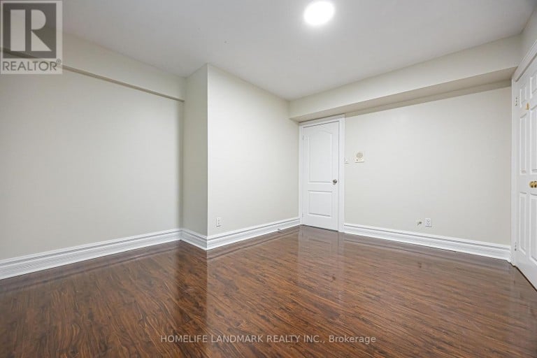 252 DUNVIEW AVENUE N, Toronto (Willowdale East), Ontario, M2N4J2