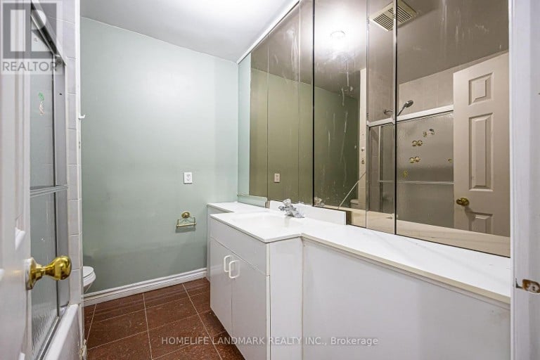 252 DUNVIEW AVENUE N, Toronto (Willowdale East), Ontario, M2N4J2