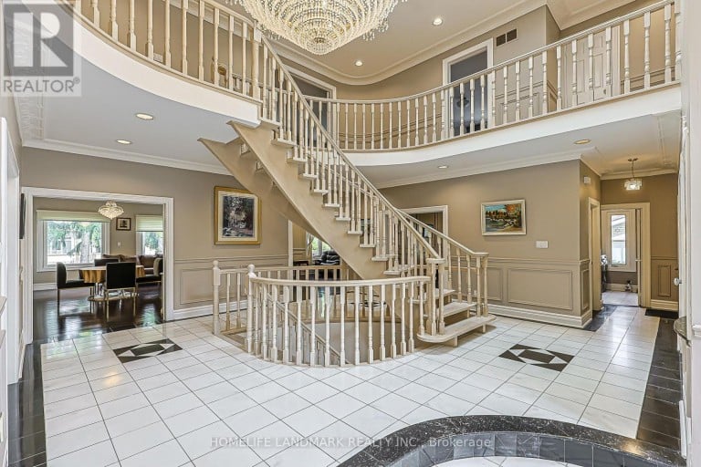 252 DUNVIEW AVENUE N, Toronto (Willowdale East), Ontario, M2N4J2