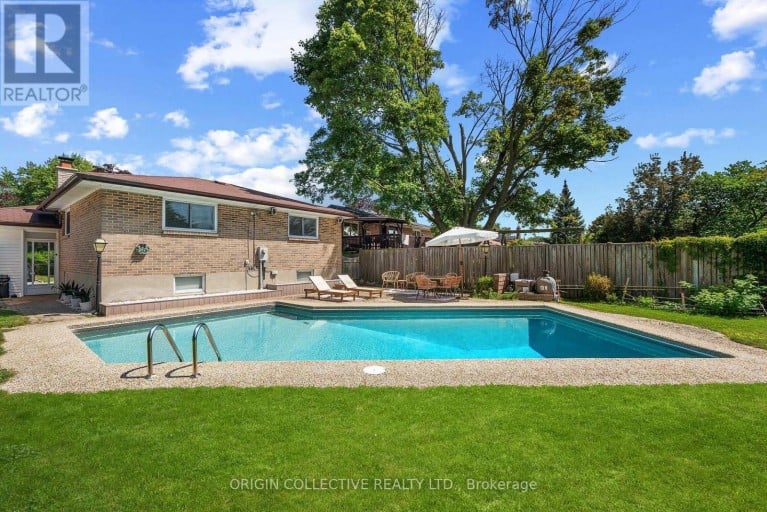 983 PARTHIA CRESCENT, Mississauga (Applewood), Ontario, L4Y2K9