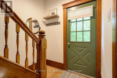 54 MCNAB STREET S Stratford Ontario photo 23