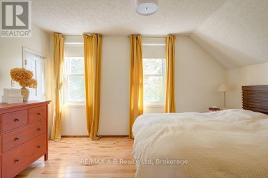54 MCNAB STREET S Stratford Ontario photo 29