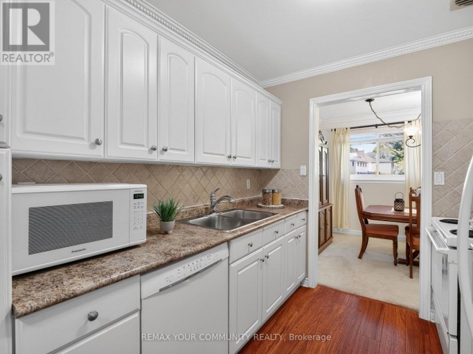 37 COXWORTH CRESCENT, Toronto (Malvern), Ontario, M1B1E2